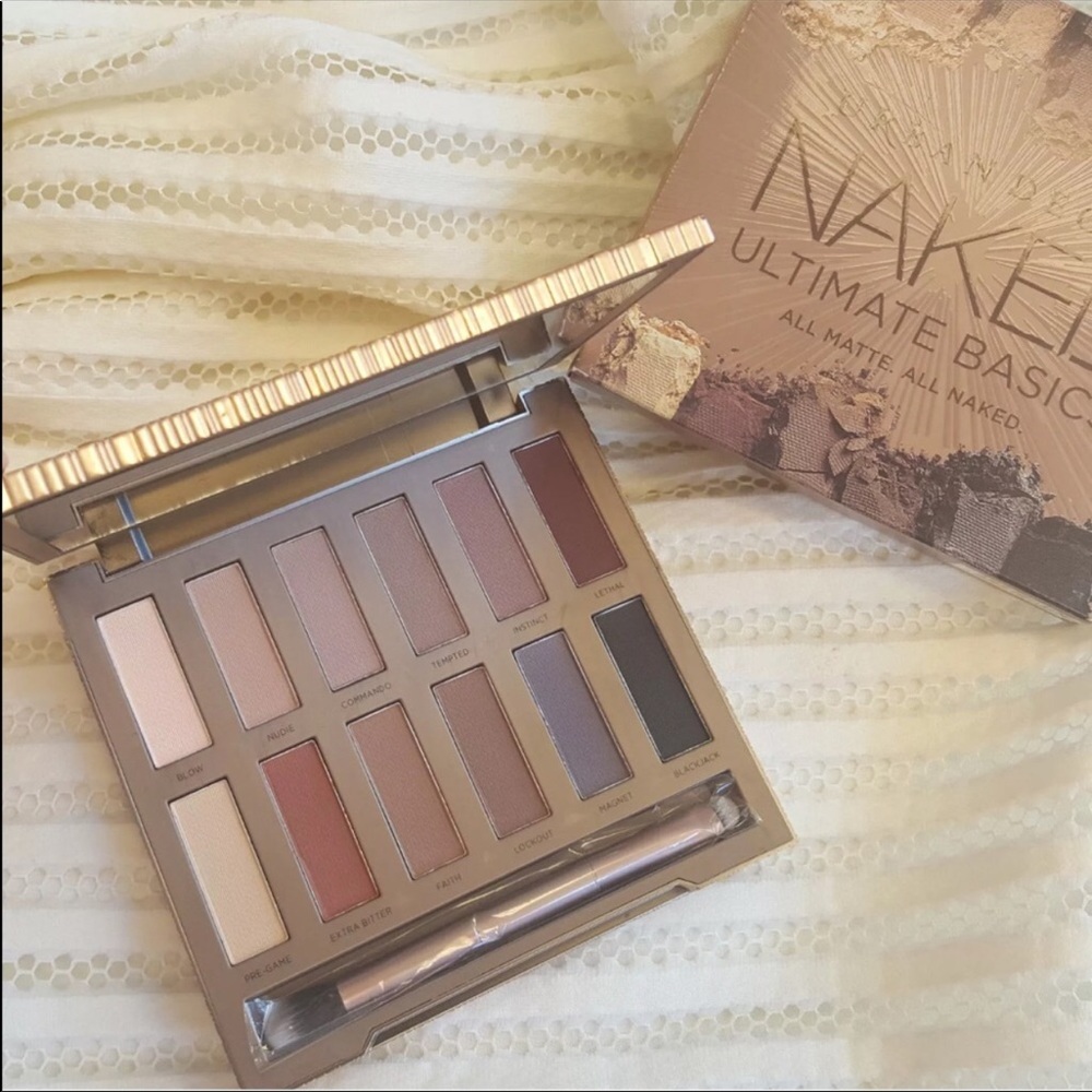 ⭐️LAST ONE⭐️ BNIB NAKED ULTIMATE BASICS PALETTE⭐️